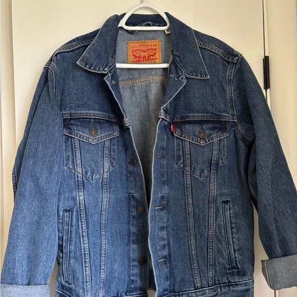 Levi's Classic Blue Denim Jacket - Picture 1 of 4